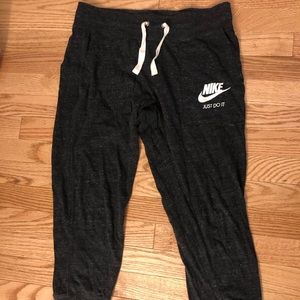 Nike gray cropped joggers